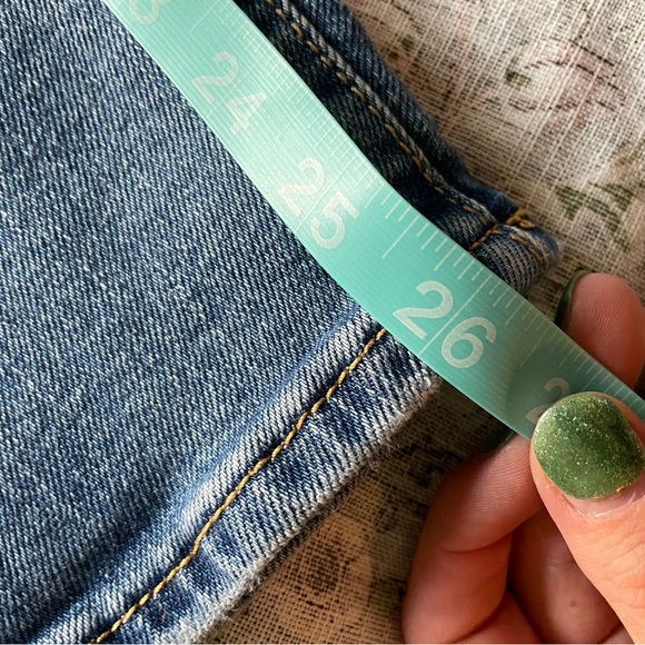 Levi’s Ribcage Straight Ankle - Picture 5 of 9